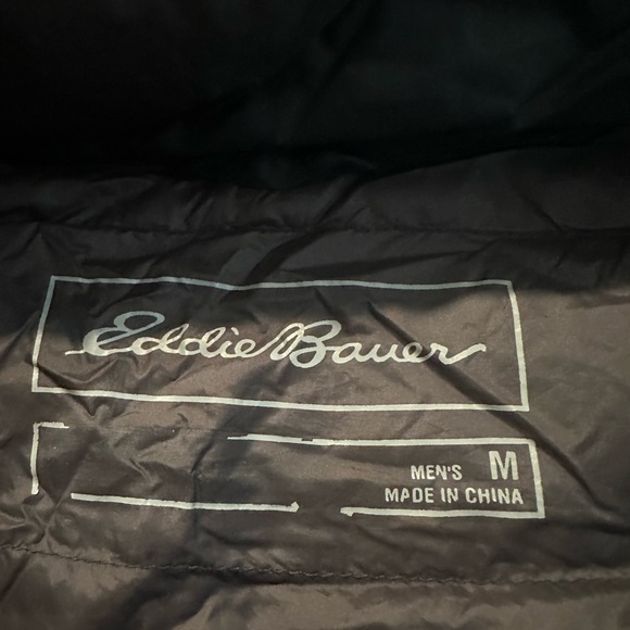 Eddie Bauer Men’s Medium Puffer Jacket - Picture 3 of 9